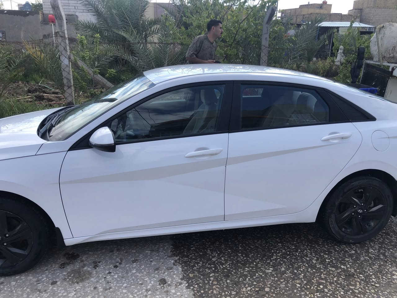 الانترا مديل 2021
خليجي 
محرك2000
رقم بغداد

بيها الباب الخلف السايق مبدل وصبغ شويه من الجاملغ والباب الثاني بي شوية صبغ 
سيارة جديدة   الله شاهد بس بوكت الزيارة نطلع بيها   وبالعافية علياخذها
***********
