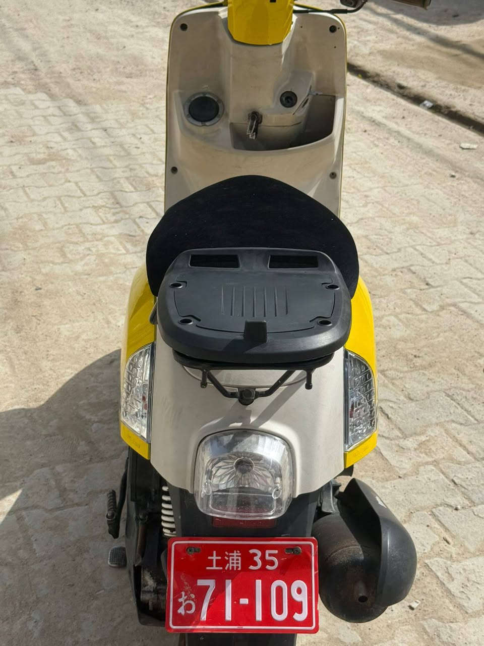 ماكس بوليسي كفاله عامه وين ميعجبك افحص ختم واحد كله كهربائيات كله شغال مكان نجف  السعر 650اوبيه مجال قليل ***********
