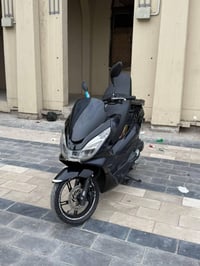 دراجه pcxجيل الثاني مديل 《18》 دراجة مال رمبه م حجم مكينه   125ياباني ا...