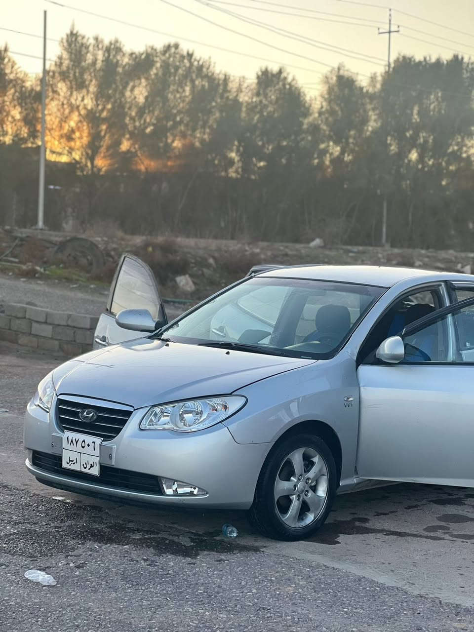 السلام عليكم افانتي گص للبيع گير محرك صدر شرط گشر مثل ماموضح بصور 
***********
مكاني الزويه
