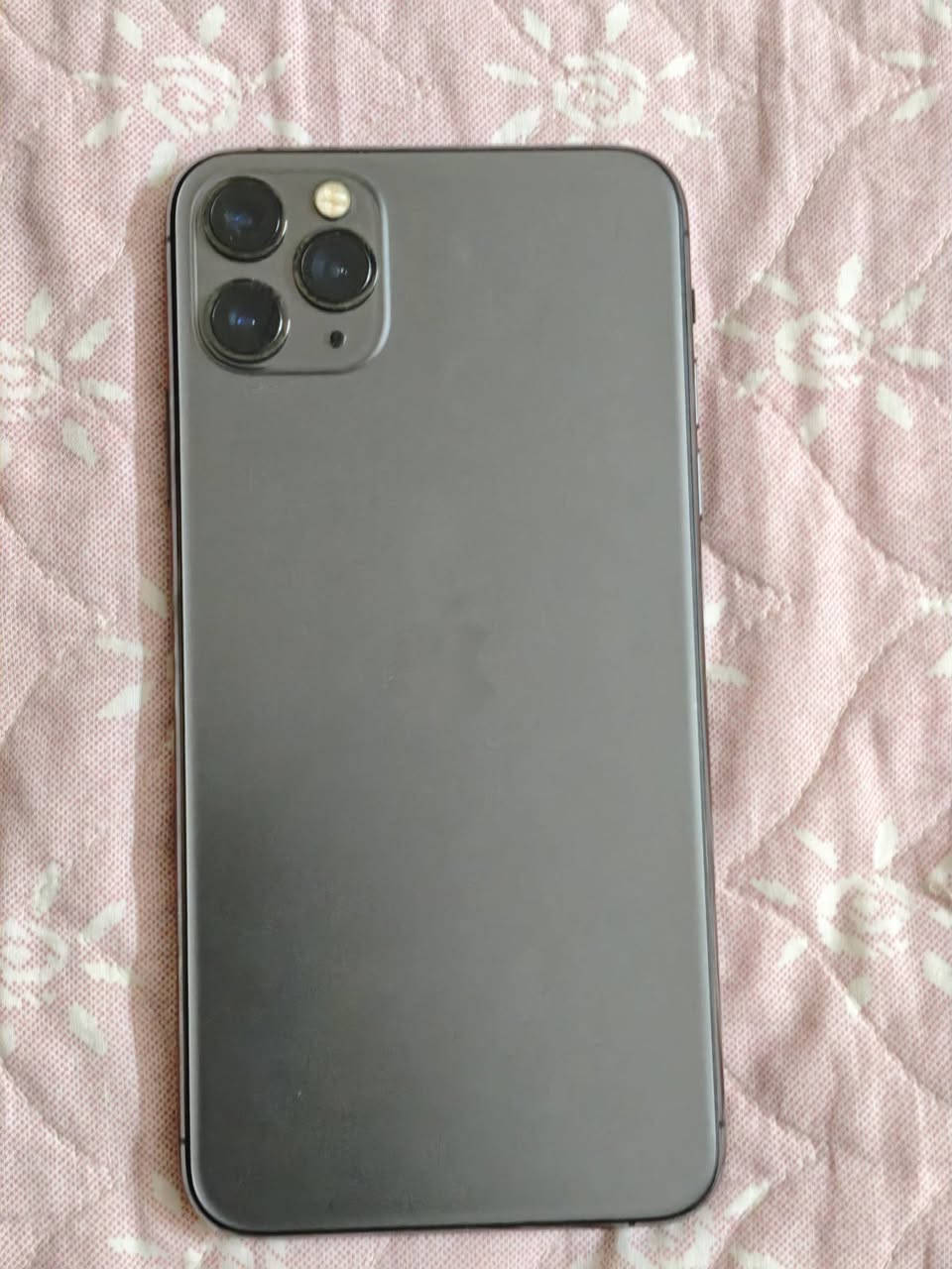 سلام عليكم ايفون 11برو ماكس موبايل نضافه فول مبدل شاشه وكاله شرط بطاريه ٩٤ سعر ٣٢٥ بي مجال ذاكره ٢٥٦ مكاني مسيب هذا رقم ***********
