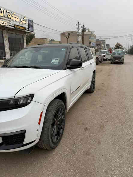 سلام عليكم جيب سمنت موديل 2023
سيارة بيه مكانات صبغ سياره واكع عليه شجرة 
لو عامود بتقرير ابيع على سونار سياره فول
جكات 
داخل صاج حقيقي
اناره ٣٦٠ درجه ٧ الوان
سياره VIP داخل 
تلث شاشات بدشبول
٧ كامرات + ناضور ليلي
سعر 345 وبيه مجال او مراوس حسب سيارة
***********
