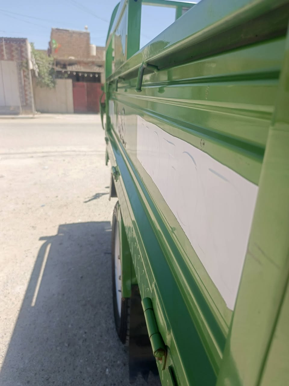 سلام عليكم ستوته للبيع جمرة مديل 2023كمرك ستوته  مكفوله سعر2300وبيه مجال قليل اتصال ***********
