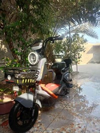 دراجه شحن للبيع  حجم 16  5 بطاريات  سرقه 45  الاستفسار 07865176855