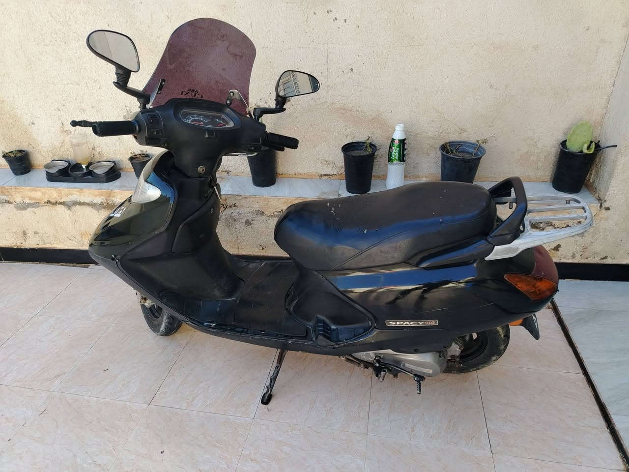 سلام عليكم
درجه سبيسي ياباني
درجه شغاله مكينه ناعمه زينه كهربائية شغاله درجه سريعه درجه عوزها باتري او راجز سلف سعرهن 15الف بس تشتغل هندر كبل تشتغل درجه سعرها 375وبيها مجال مكاني كوت حي الجهاد  رقم ***********الاستفسار اتصل وبيك خير وتدلل
