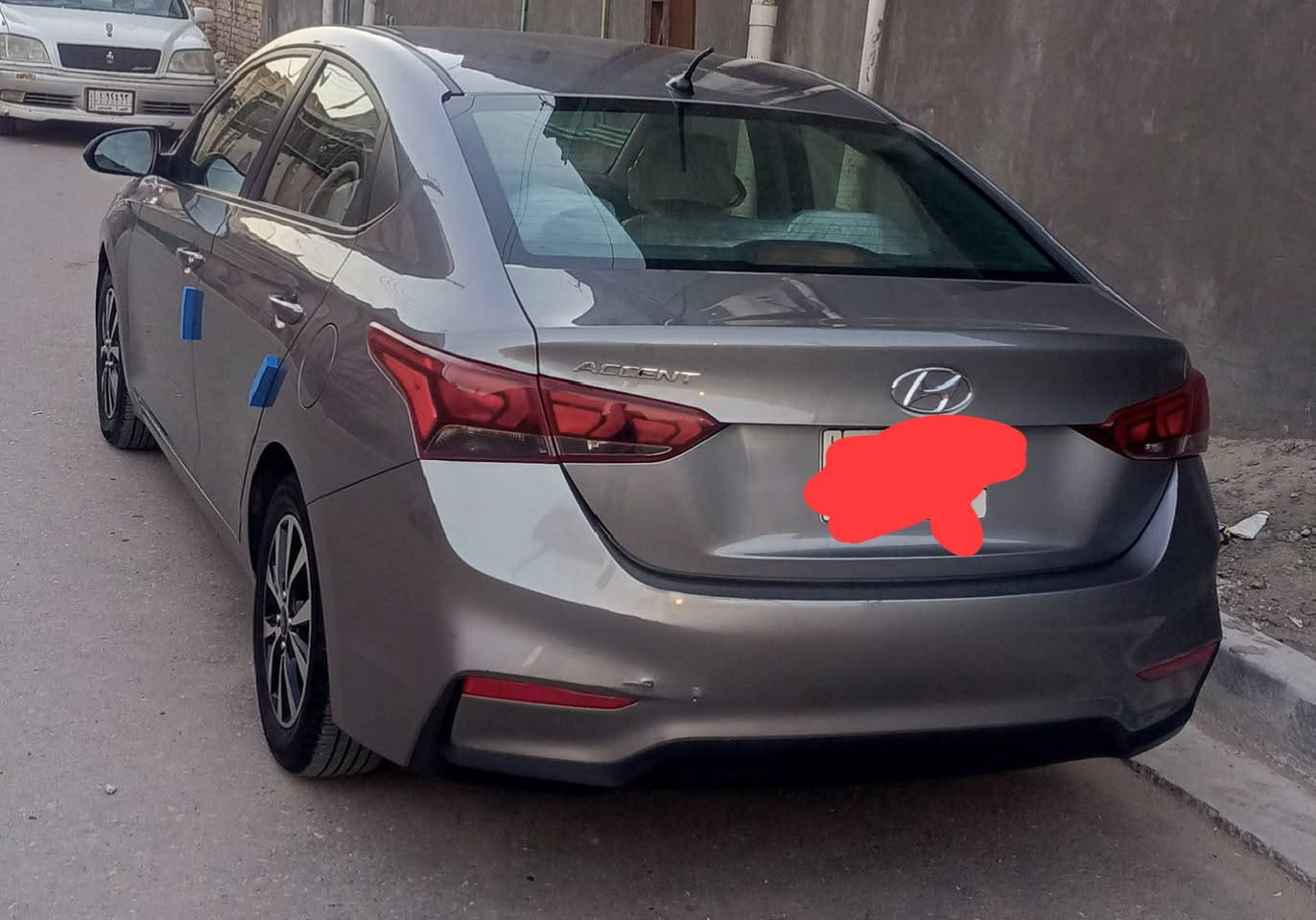 اكسنت موديل 21 امريكي
***********
القرنه
