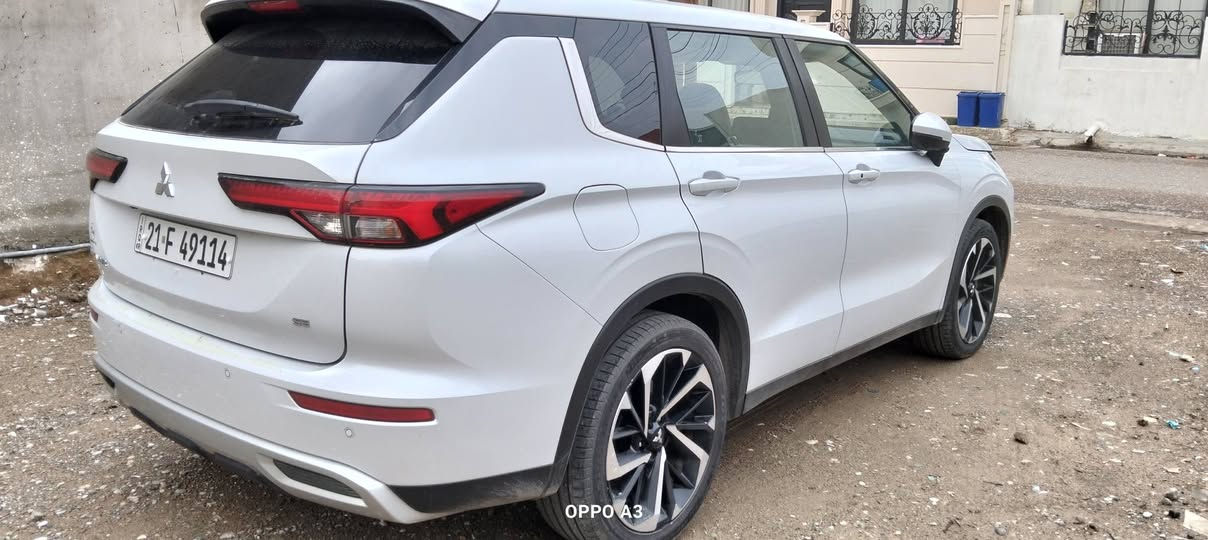 بسم الله 
للبيع اوتلاندر موديل 23
مواصفات SE فول مواصفات بس بدون فتحة
وسيارة7راكب
ضرر سيارة جملغ مبدل بلادي وباب سائق صبغ بدون دواخل شرط ورقم شاصي موجود وايرباك طاك وارجع سستم بلادي
ماشية24 و سيارة بسمي
رقم سنوي كل جديد
شراي اتصل كركوك شوراو 
***********
