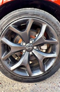 مراوس بويل 17 او 18 معه تاير جديد اريد لين توايري جدد قبل 15 شديتهن 07...