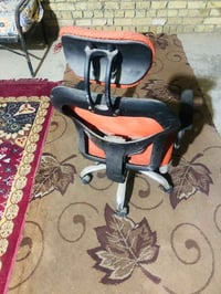 كرسي • للبيع • بي مجال