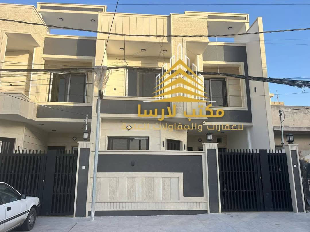 للبيع للبيع
حي السكر قرب جامع الرحمه
داران تؤام سكني ملك صرف بناء حديث تسليم فوري نظام دكتات كاميرات سبالت وجبسن برد بناءvip
طابقين 6 عرف نوم سطح كاشي
مساحة الدار الواحد 150م وجهة 7/50
ط الاول
غرفتين نوم واستقبال وهول ومطبخ حار بارد وخدمات صحيه وكراج
ط الثاني
اربع غرف نوم وهول وخدمات صحيه
للاستفسار والسعر وباقي التفاصيل الاتصال على الارقام التاليه

***********

***********
او مراجعة مكتب لارسا لتجارة العقارات والمقاولات عنوان المكتب سايدين حي النور مقابل جامع طاهر زيناوه نستقبل كافة العروضات بمختلف المساحات السكني والتجاري
