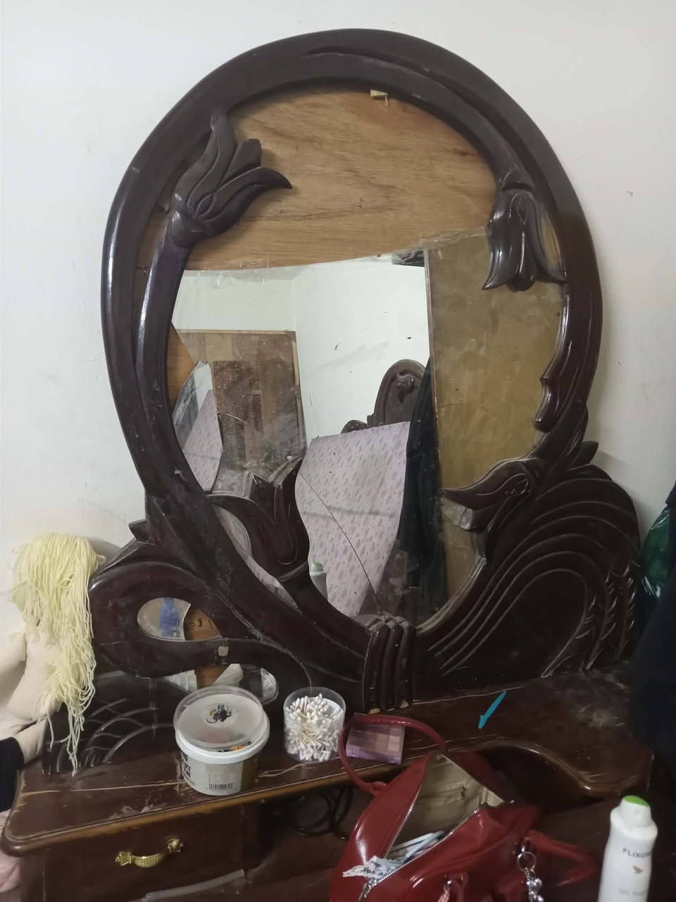 ديوان 10مقاعد ضرر بس برجل  سعر 200غرفه نوم صاج الاصلي ثكيل ضرر بس بالمرايه سعر الغرفه 250عنوان البياع 
اخذ سكرين وتعال خاص


**إذا كنت صاحب هذا الإعلان وتريد حذفه لأي سبب، رجاءا أرسل رسالة إلى الدعم الفني**