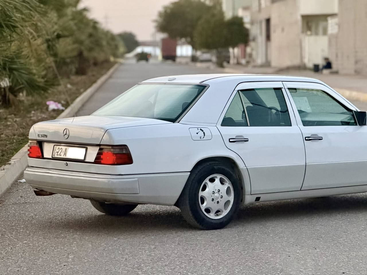 سلام عليكم
مارسدس بنز للبيع فقط
موديل 1992
محرك vvt3000
صبخ بلاد 
غرفه نضيفه
تايرات جدد
قواعد دبلات بلاد 
تبريد ثلج ❄️ 
تدفئه شغال
قفل مركزي 
جامين كهرباء
حداديه جديده
كولشي ع بلاد 
ملاحضه: فقط جاملغ امامي صبغ بدون ضربه :شبر خياس
السياره بل واقع احلا من الصور 
***********
