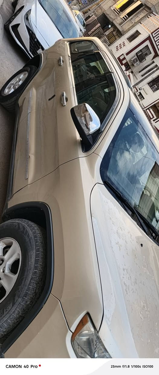 جيب لاريدو ٢٠١١ مكينه ٦ سلندر كير مكينه صدر مكفولات مابيها اي نقص بيها صبغ سونار منشور ماشيه ٢٢٣ بنيد جارد سعرها ١٣٠ بيها مجال بسيط مكانها بغداد الجديده للاتصال ***********
