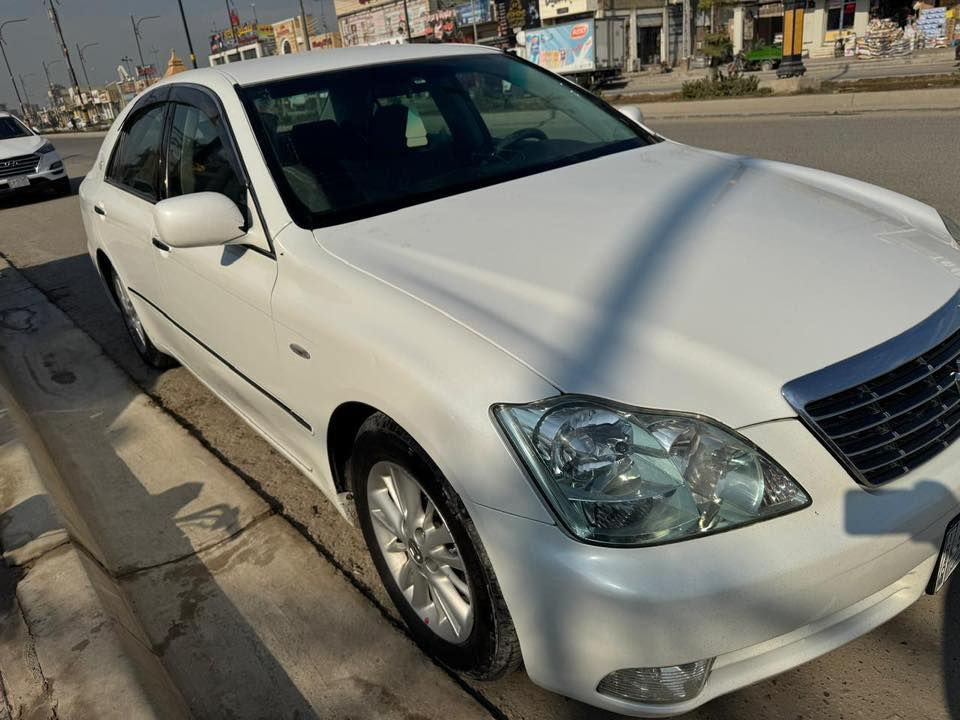 أدوات أدوات أدوات …
بيع سريع سعر 30 ورقة …
شاهين 2004 مكصوصة كصتين متومة بغداد سنوية عضم عاج  شرط دك حاسبة وبأي مرور يعجبك 
شباب سعرها مناسب الي يدور اقل خلي يدور غيرها 
سعرها ثابت ثابت ثابت . 
باقي التفاصيل اتصل ***********
