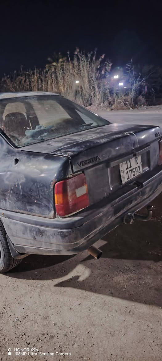 السلام عليكم فكتره للبيع موديل 91كير ومحرك واكسن كفاله المحرك 1600 سياره بلاديه مابيه قطره صبغ رقم بغداد نكليزي بسمي سنويه جديده دوشمه نضيفه السياره تخم تاير مكاني بابل مشروع المسيب السعر ب 30وبيه مجاب الشراي يتصل على رقمي وبيه خير ويدلل ***********
