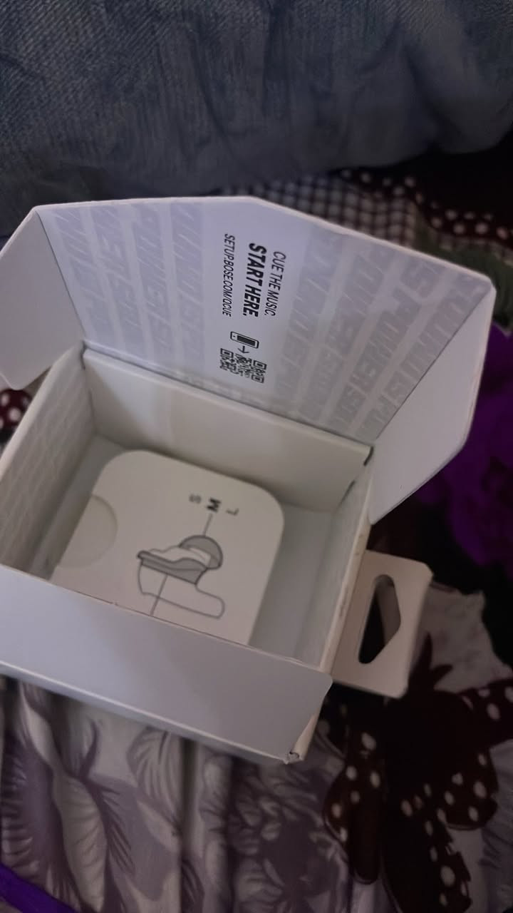 سماعة ماركة بوز
مستخدم  وكما موضح بالصورة 
المزاد وصل لحد الان 100 الف 
ملحقات كاملة
الي يحب يزيد على المبلغ يكتبلي اليوم اخر يوم للبيع


**إذا كنت صاحب هذا الإعلان وتريد حذفه لأي سبب، رجاءا أرسل رسالة إلى الدعم الفني**