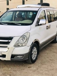 ستاركس 13رقم بغداد الجديد استخدام شخصي مصفره هيئه وضريبه السياره مكفول...