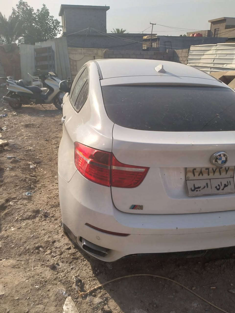 BMW x6  موديل ١٢  بدون مكينه  مراوس شعدك نزل. ***********
