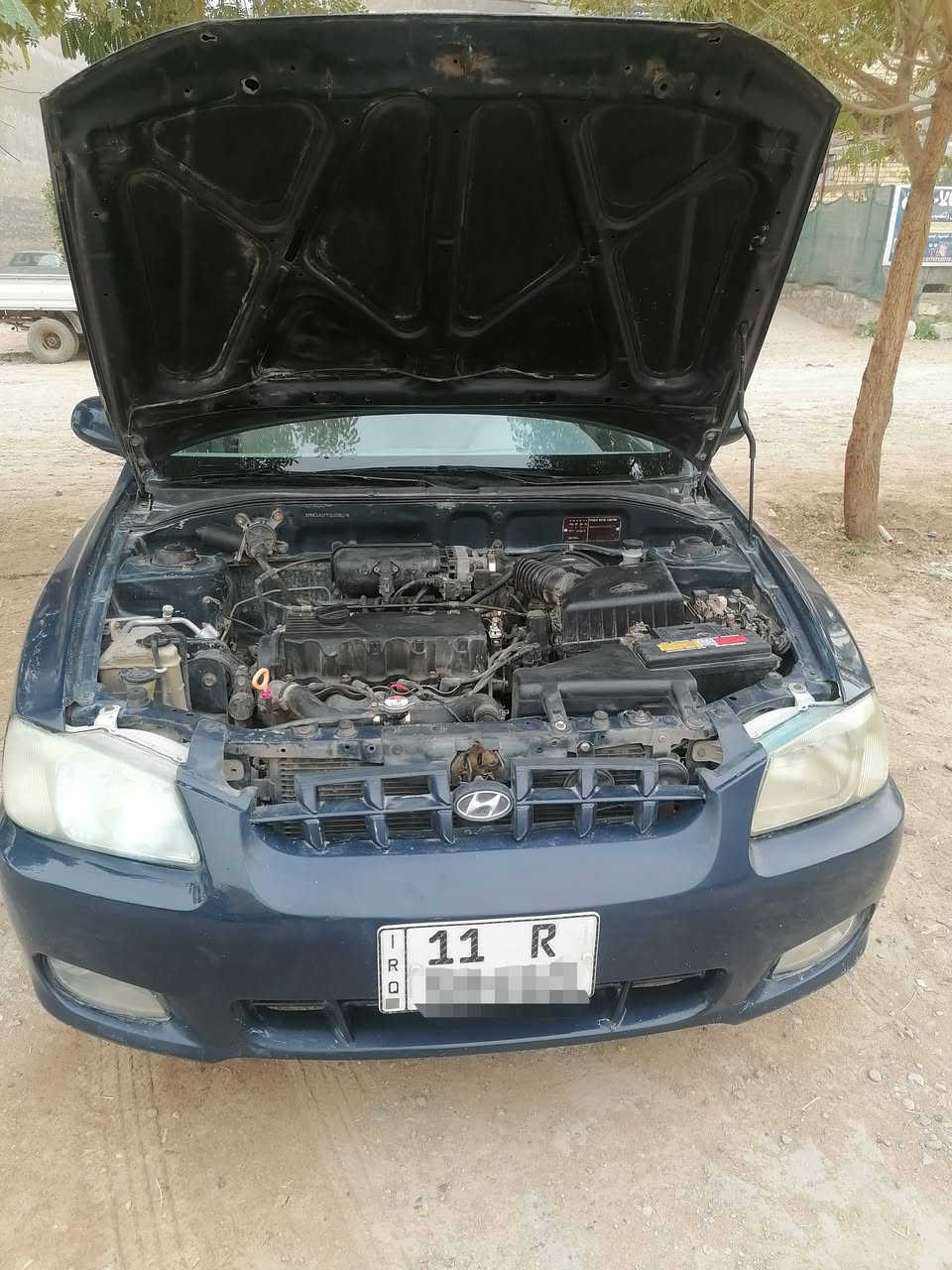 السلام عليكم لبيع هونداي اكسنت خليجي رقم بغداد دولي كير عادي مصبوغه حزام جماليه لابيهه ضربه ولاتبديل ولادواخل وضع شركه محرك وكير مكفولات تخم تاير وصدر امامي خلفي جديد باتري جديد دوشمه ارضيه وكشنات جديد منضومه زنون لايت وبلاجكتور كله جديد شاشه  سياره جديده وجاهزه من كل نواحي مابيهه اي نقص متعوب عليهه مال جناي وبل عافيه ع ياخذهه مكان سياره بغداد لكرخ سعر (٤٥)وبيهه مجال حك جيه //***********
