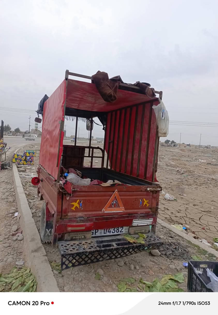 ستوته دايوان للبيع محرك شرط كير بوكس شرط سلف جديد باتري جديد والشاصي مكفول مابي اي لحيم الركبه كلشي مابيها شرط موديل 2016 اوراقه كامله كمرك مالتها مدفوع ورقه مرور بيها باقي بس استلام سنويه ورقام  وسعرها 800 للسفسار ***********
