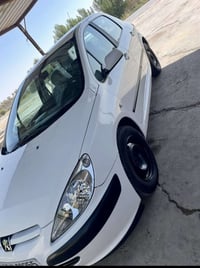 بيجو 307 موديل 2005جدبده ماشيه 114 الف محرك گير حداديه ممتاز دواخل عل ...