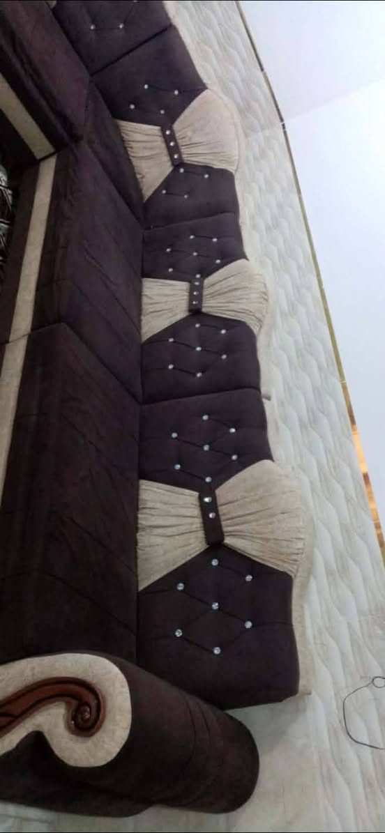 من رخص الادمن
سلام عليكم اخوان ديوان لبيع  مسخدام حيل نطيف ٧ متر 
ل توصل اتصال واتساب ***********
