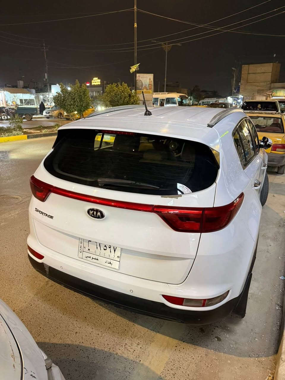 السلام عليكم 
كيا سبورتج مديل 17 خليجي كفاله عامه
رقم بغداد بأسمي
سياره جديده راعيها دكتور 
ماشيه 123 الف 
موصفاتها نص فول معروفه
محرك ٢٠٠٠ 
مري شفط 
٣ انضمه قياده 
حساسات امامي خلفي 
تبريد قطعتين
السعر 178 بيها مجال للبيع فقط
العنوان كربلاء حي الحسين كربلاء, العراق


**إذا كنت صاحب هذا الإعلان وتريد حذفه لأي سبب، رجاءا أرسل رسالة إلى الدعم الفني**