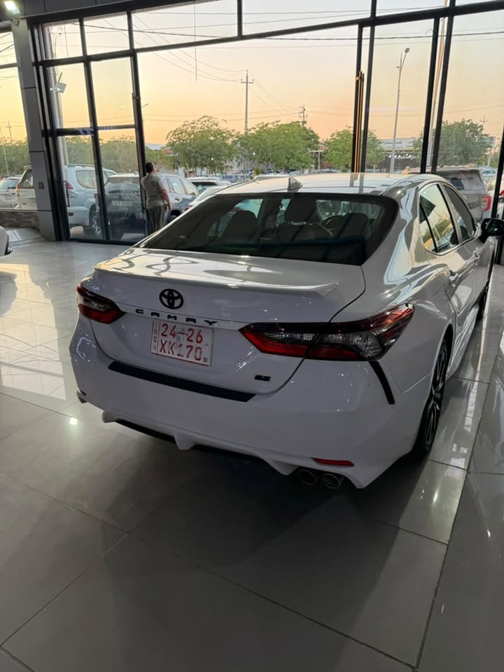 🚗 للبيع | تويوتا كامري SE موديل 2024 🚗
✨ سيارة جديدة ونظيفة جداً
🔹 الفئة: SE
🔹 الموديل: 2024
🔹 مبدل باب سكن فقط
🔹 السيارة بحالة ممتازة وجاهزة للفحص

💰 السعر: 230
📞 للاستفسار والتواصل: ***********

🔥 فرصة مميزة للراغبين باقتناء كامري 2024 بمواصفات SE
📍 الجاد يتواصل على الرقم أعلاه.
