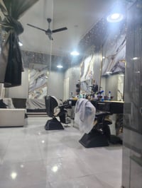 محل حلاقة • كوت زين القوس • حسينية عبدالله الرضيع