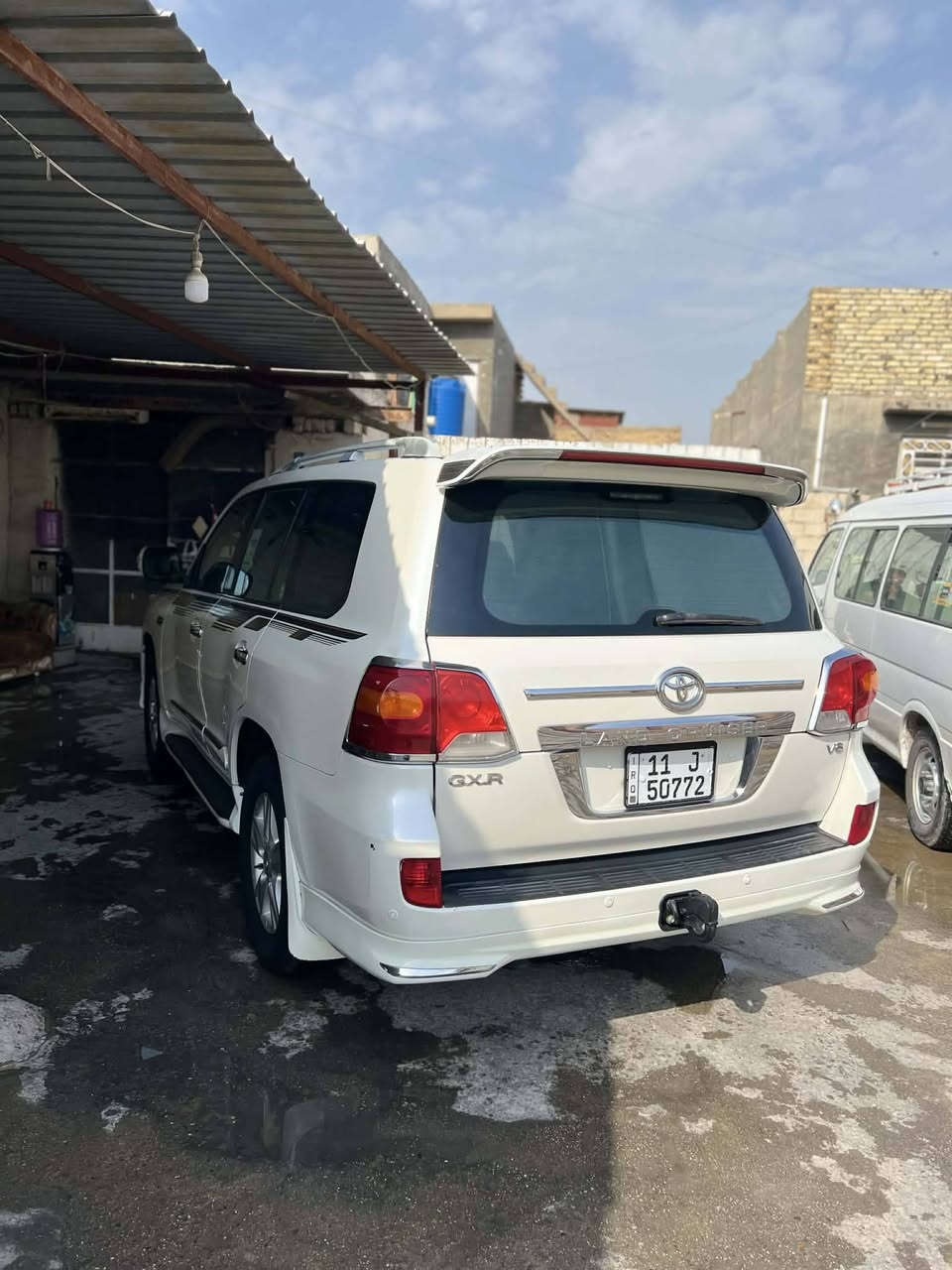 السلام عليكم مونيكا للبيع مكان بابل الورديه الموديل 10 
 ٣١٠ هذا السعر وبيها مجال ***********
