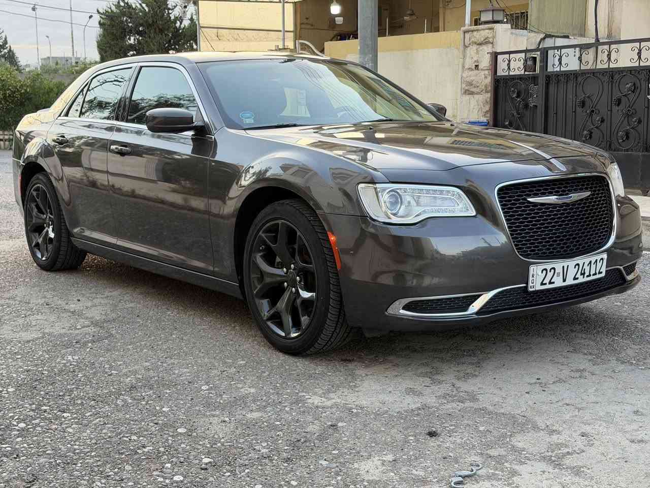 سلام عليكم

‏ CHRYSLER 300 2023

حجم محرك : 3.600 V6
ماشيه  : Mi 22,400

ضرر :💯 
بدون صبغ ✅
بدون ايرباك ✅
بدون تبديل ✅
بدون دواخل ✅

سياره بيها بارد ع كد شبر فقط 

السعر : 26,800💰بيها مجال بسيط 

سياره مرقم اربيل فحص وهزه وسنويه كله جديد تحويل بنفس يوم بسم مشتري 

اربيل 📍

للاستفسار او اتصال على 
***********
