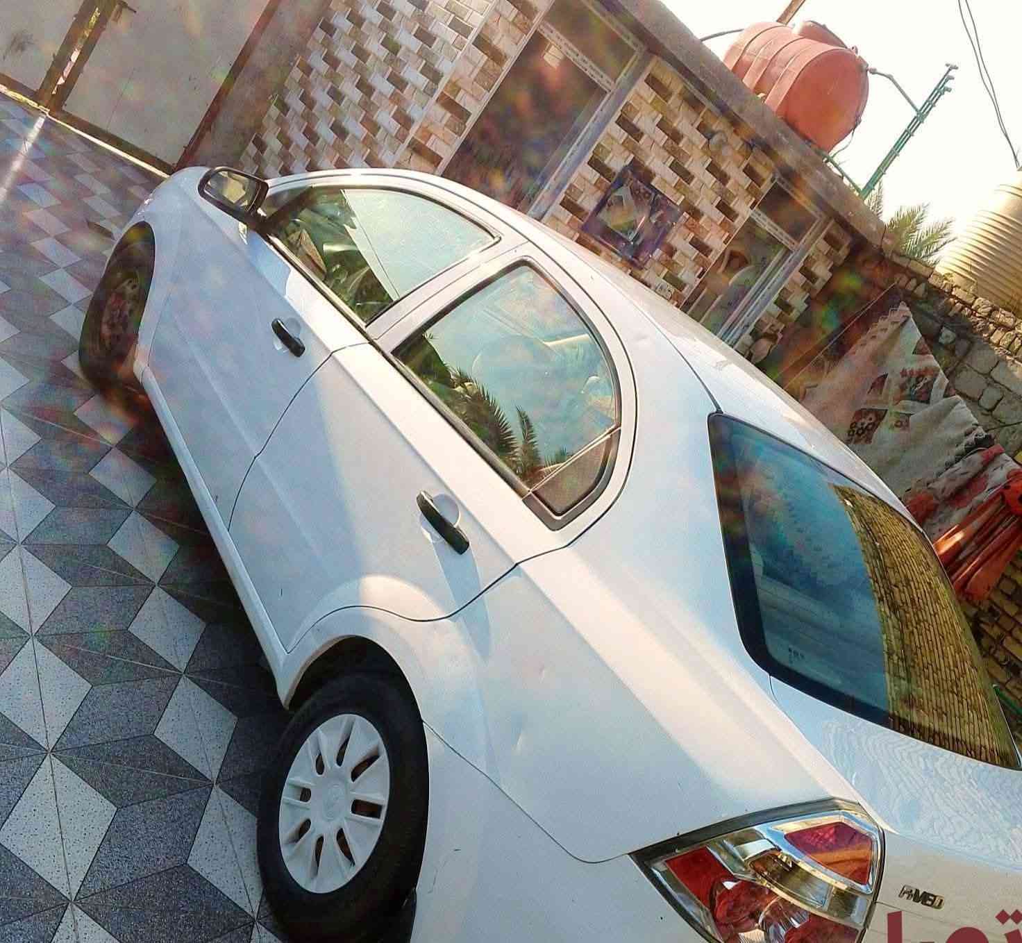 افيو 2011 بيها جاملغ السايق
خليجي اي عطل مابيها 
تخم تاير 
حدادية جديدة 
كير مكينة مكفولات 
سيارة بسم صديقي 
مكلف بل نشر 
سعر ٤٠ ورقة  وبيها مجال
***********
