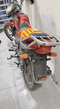 دراجه دايون  للبيع بسعر مناسب كفاله عامه من لضربه الحيم الاصواليات كهربائيات كله شغاله نكره سلف تايرات جديد صار سبوع شادهم الشراي يتصل او يراسل واتساب ما ارد على التعليقات لان ما متواجد على الفيس***********
