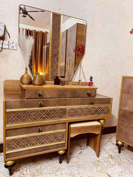 غرفة تركيه نظيفه جدا مابيها اي ضرر
٨ قطع مع كنتور اضافي للاطفال
مكاني بغداد للاستفسار الاتصال ***********
