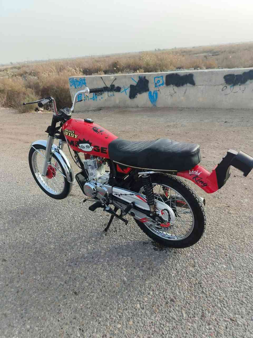 السلام عليكم دراجه ادوات تيربو برغي مامفتوح بيهه نضافه 1/1متواجد فيس او تصل *********** السعر 750 وبيهه مجال
