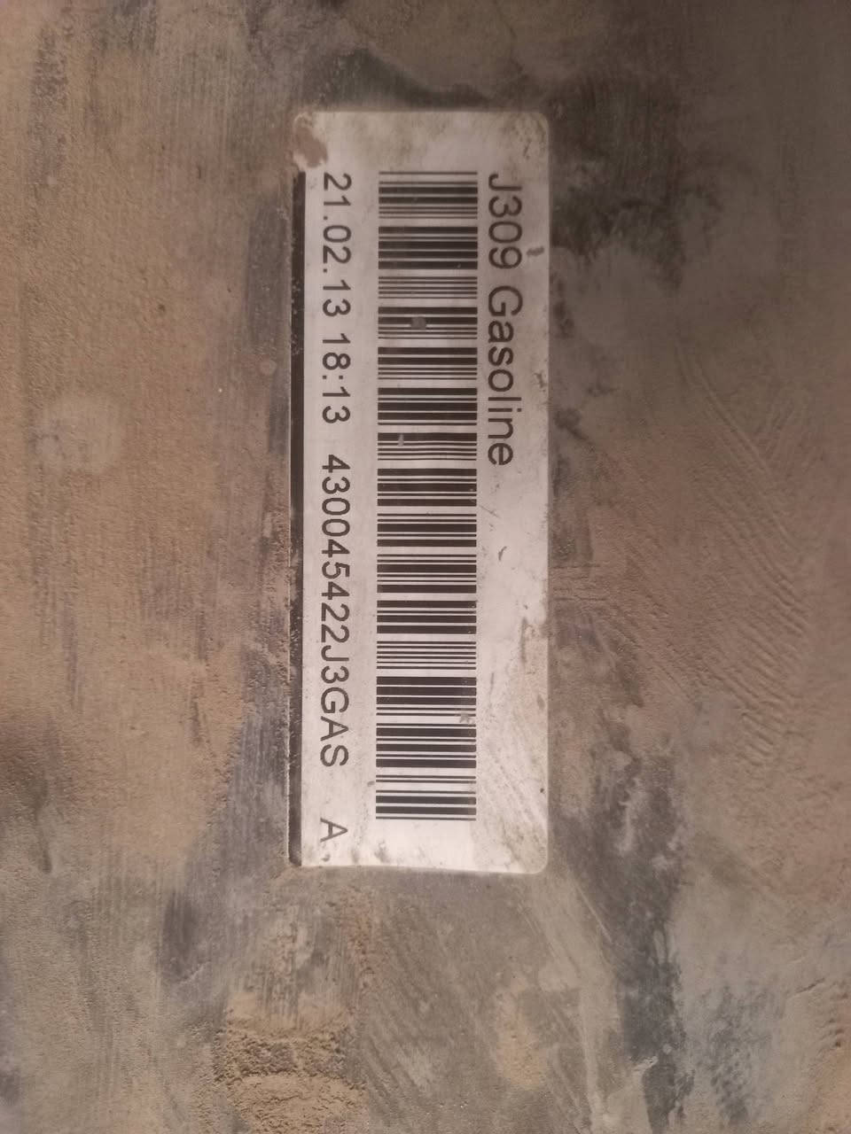 للبيع تانكي بانزين نضيف جدا تفصيخ حاويه كروز من موديل ١١ إلى موديل ١٤ مكاني نجف رقم الموبايل ***********
