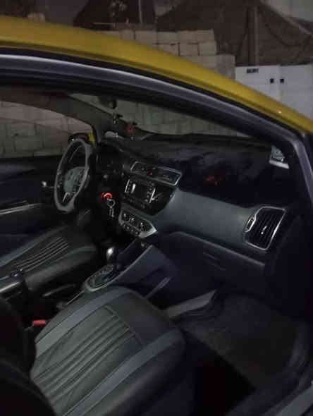 سلام عليكم كيه ريو 2016 حادثه جاملغ امامي فقط سياره جاهزه بيه منضومه غاز شغاله السياره خير من الله احلى من صور وبسمي المكان بغداد شهداء البياع الشراي يتصل بل رقم ***********
