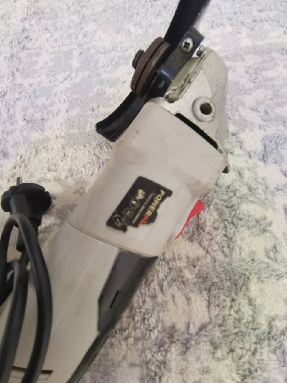 كوسره من شركه بور بلص نضيفه وشغاله 100% سعر 40 وبي مجال للشراي اي استفسار *********** واتساب.
