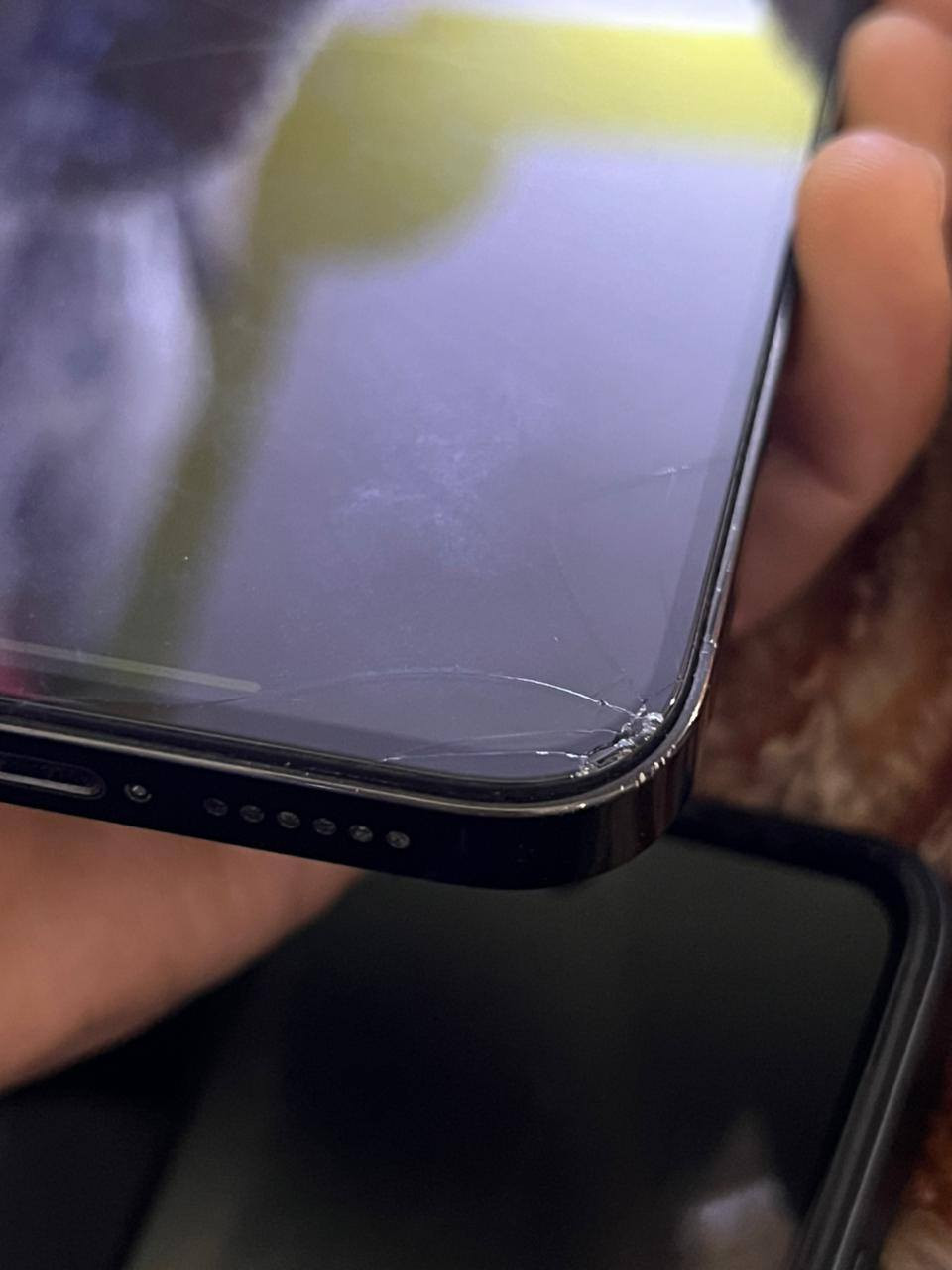 سلام عليكم اسمع التفاصيل قبل لا تتصل جهاز ١٤برو ماكس ذاكره ٢٥٦ مبدل شاشه وبطاريه نوعيه متوسطه ايكلود متوقف مضروب بي فطر بلشاشه مكاني بغداد مدينه الصدر السعر ٤٠٠ بي مجال ***********
