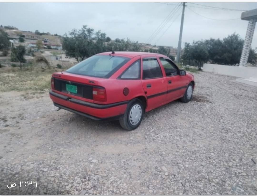 السلام عليكم فكتره حجم 20قطره صبغ مابيهه كاربون بانزين موديل 91تحويل مباشر كير محرك شرط ***********
