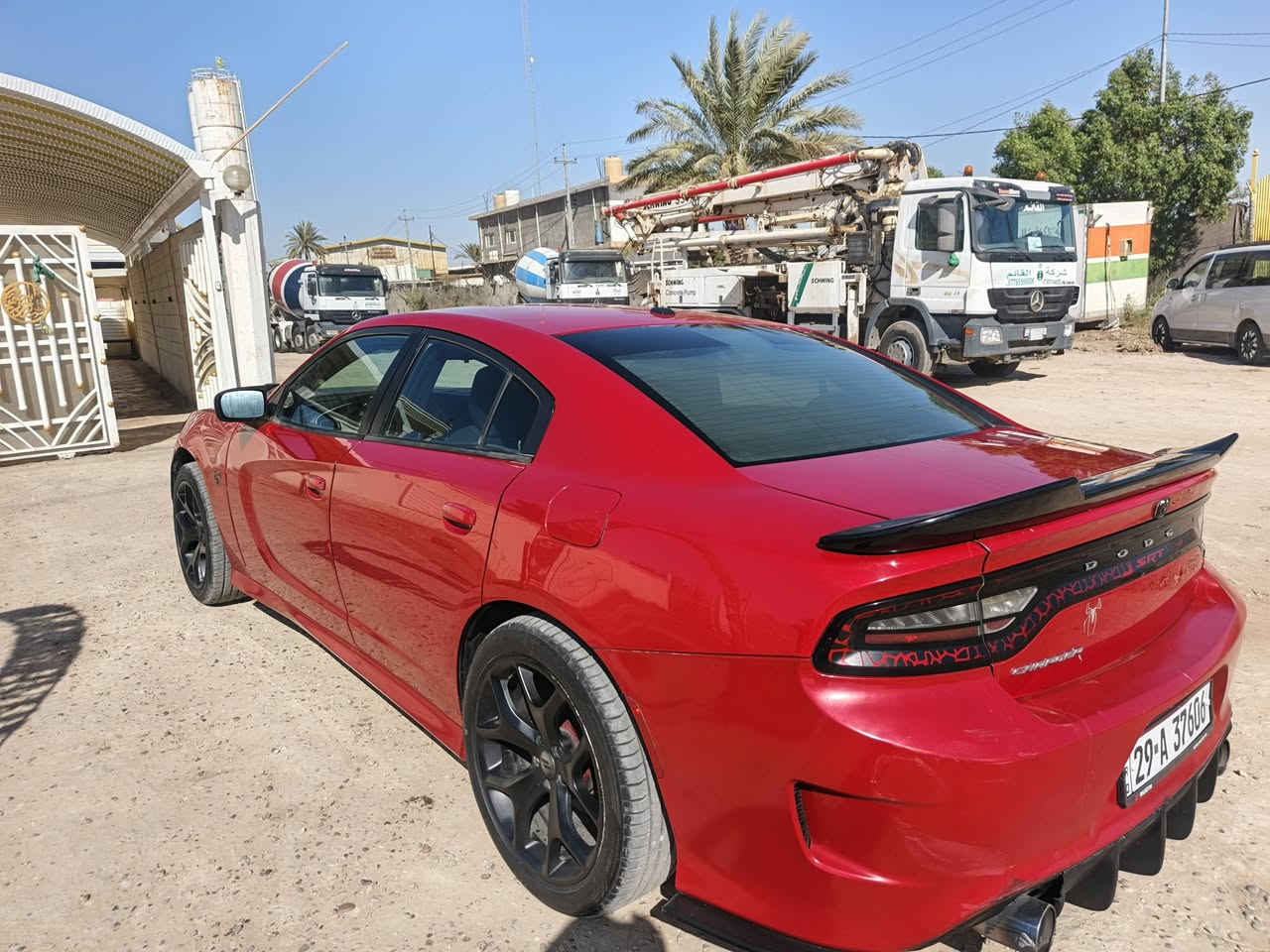 جارجر موديل 15
جاهزه تخم تاير ويل 20تدفئه تبريد كلها شغاله  حادثها جاملغ وربع من الباب وبنيد محدث  
رقم واسط دولي باسمي 
مكينه 3600
منضومه زنون 
مكانها بابل 
السعر 155وبيها مجال  
***********
