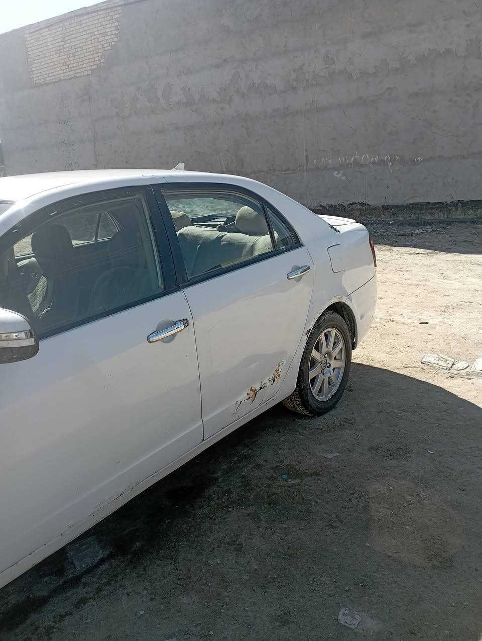 سلام عليكم/جيلي موبل 2011 للبيع سنويه ساقطه من2022 تستلم صافي عليه تجديد مكينه 1600 رقم بابل تحويل ثاني يوم السعر30$ وبيهه مجال للاستفسار على الرقم ***********
