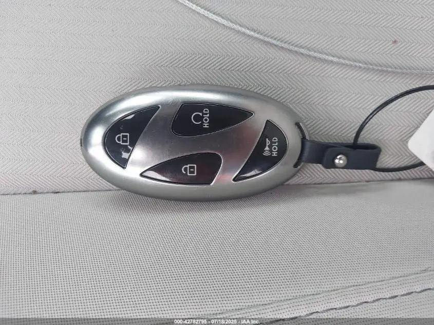 سلام عليكم سوناتا 2025
رقم بصرة داخله بكتاب شهداء تقرير غرق جايه من امريكا تعمل وتسير
السيارة دخول جديد على وضع الشركه
٢١٥ وبيها مجال 
 رقم صاحب السيارة انه مكلف بل نشر
 0770 731 6209
