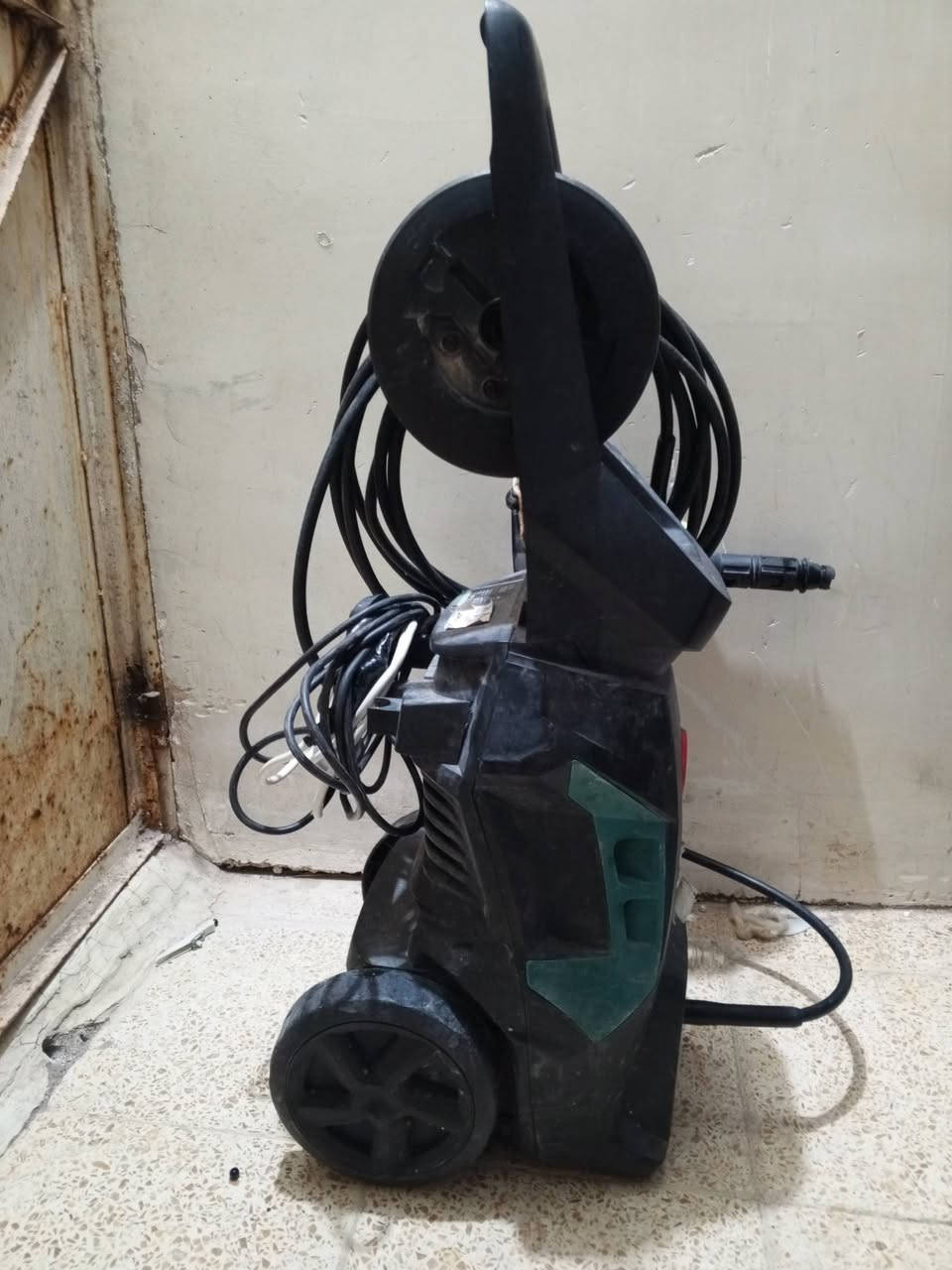 ماطور غسل جديد
صوندة جديدة طول 10متر 
ملف نحاس 
سعر 70 وبي مجال 
مكان الموصل قضاء تلكيف 
رقم الهاتف ***********
