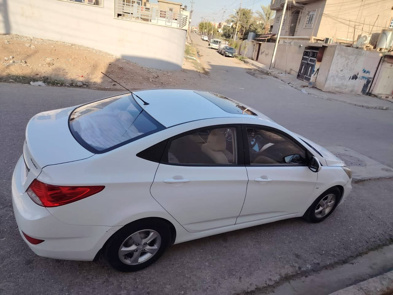 السلام عليكم
اكسنت موديل 2012 
كوري باي كوري محرك 16
مواصفات واضحة بالصور ،
5 ويل كب
ضرر باب سايق بي صبغ و بوند شويه بارد
رقم دهوك سنويه وهزة منتهية 
سعر 115$ ورقة وبيها مجال 
للتوتصل
***********
***********
