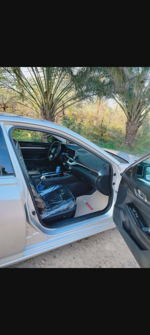 السلام عليكم
نيسان التيما موديل 2020 فئة SL بيع مستعجل رقم بغداد انكليزي
حادثها جاملغ وبنيد وبالعراق طخة بين الباب والجاملغ الخلفي اربع قطع صبغ
فول مواصفات السيارة رادارات حساسات فتحة كشنات جلد تدفئة هيت استيرن قطعتين تبريد محرك 2500 سيارة جاهزه السعر 140 وبيها مجال مكان السيارة بغداد حي الجهاد اي استفسار اتصل عالرقم ***********
