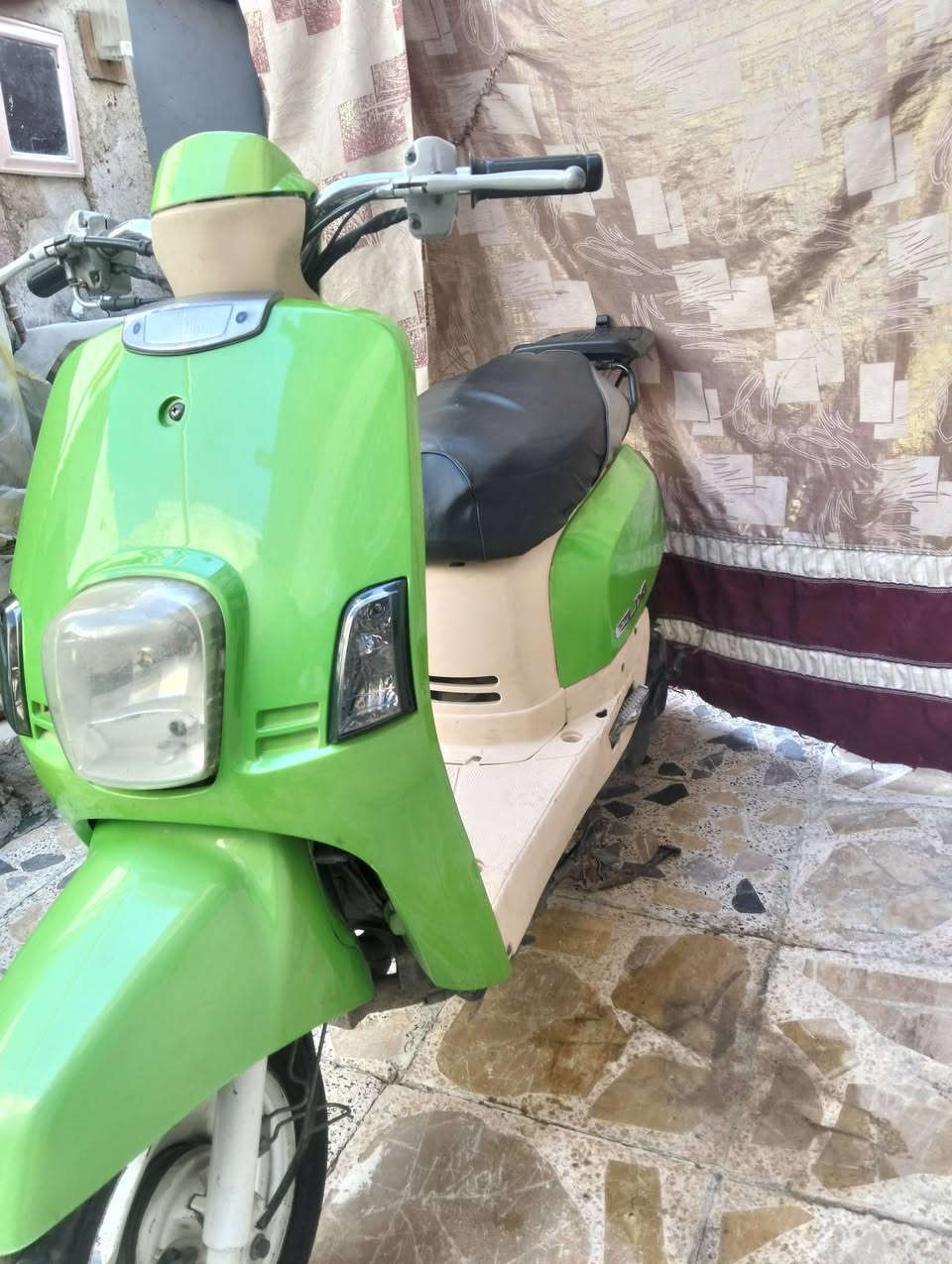 سلام عليكم ماكس بوليس دراجه نكره سلف هندر دراجه نضيفه مكينه خرسه السعر 450وبيه مجال ***********مكاني بغداد الفضيليه
