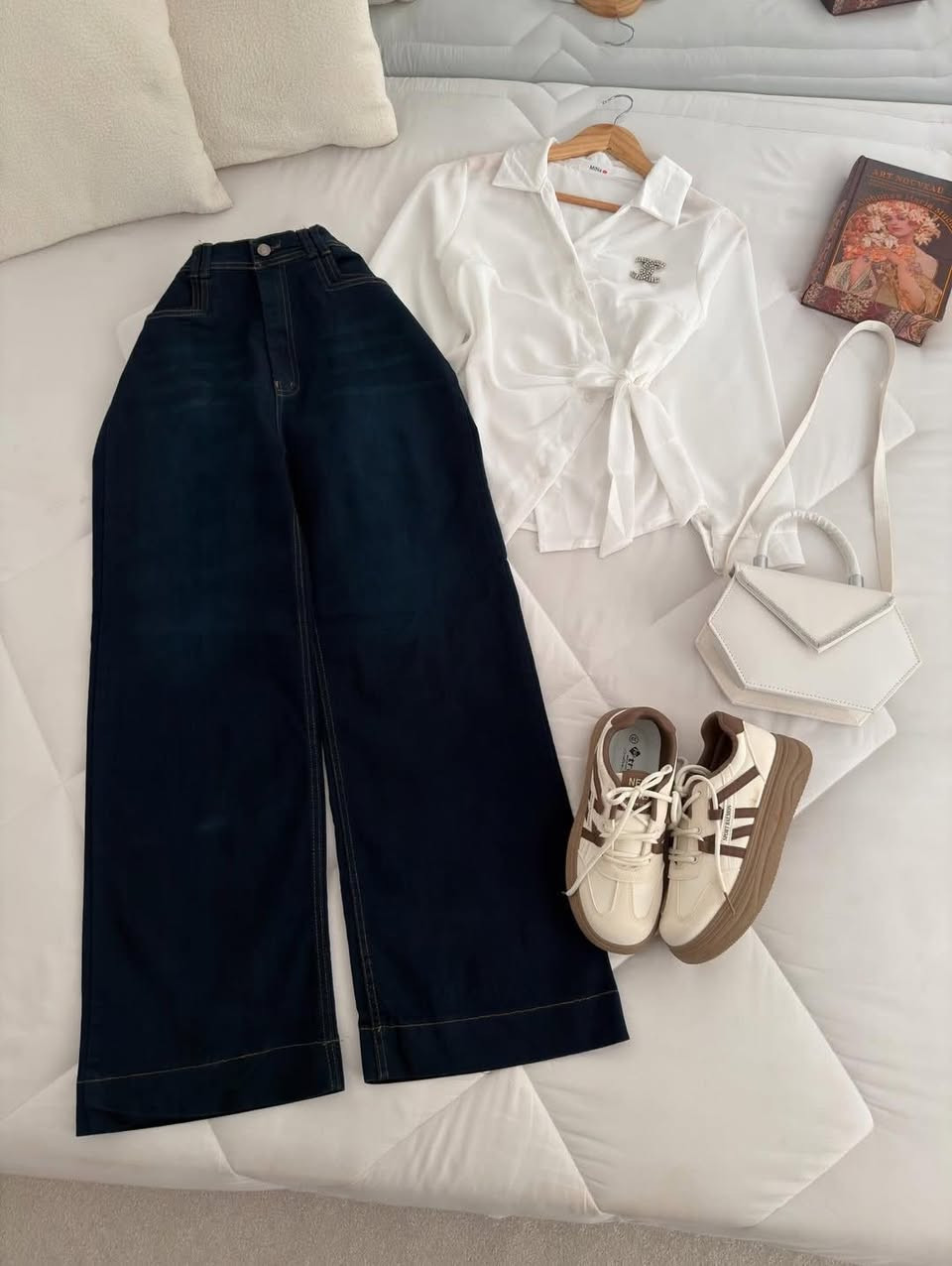 طقم قطعتين كشخة ومرتب يجنن 😍✨
اختيار مثالي للطلعات، الجامعة، والعمل

القميص تصميم أنيق وخامة مريحة يبرز جمال إطلالتج 🤍
والبنطلون ستايل عصري يعطيج لوك مرتب وكيوت بكل مكان 👑

📏 القياسات المتوفرة:
38 / 40 / 42 / 44 / 46 / 48

💰 الأسعار:
سعر القميص: 15 ألف
سعر البنطلون: 19 ألف

📩 للحجز والاستفسار مراسلتنا خاص
🚚 التوصيل متوفر لجميع المحافظات

⸻

#طقم_نسائي
#ملابس_نسائية
#ازياء
#موضة
#ستايل
اطلاله_انيقه
كشخة
ملابس_العراق
ازياء_العراق
طقم_قطعتين
بنطلون
قميص
ملابس_بنات
ترند
fashion
outfit
style
instafashion
explore
fyp
تيك_توك
انستقرام
متجر
تسوق
بغداد
توصيل


**إذا كنت صاحب هذا الإعلان وتريد حذفه لأي سبب، رجاءا أرسل رسالة إلى الدعم الفني**