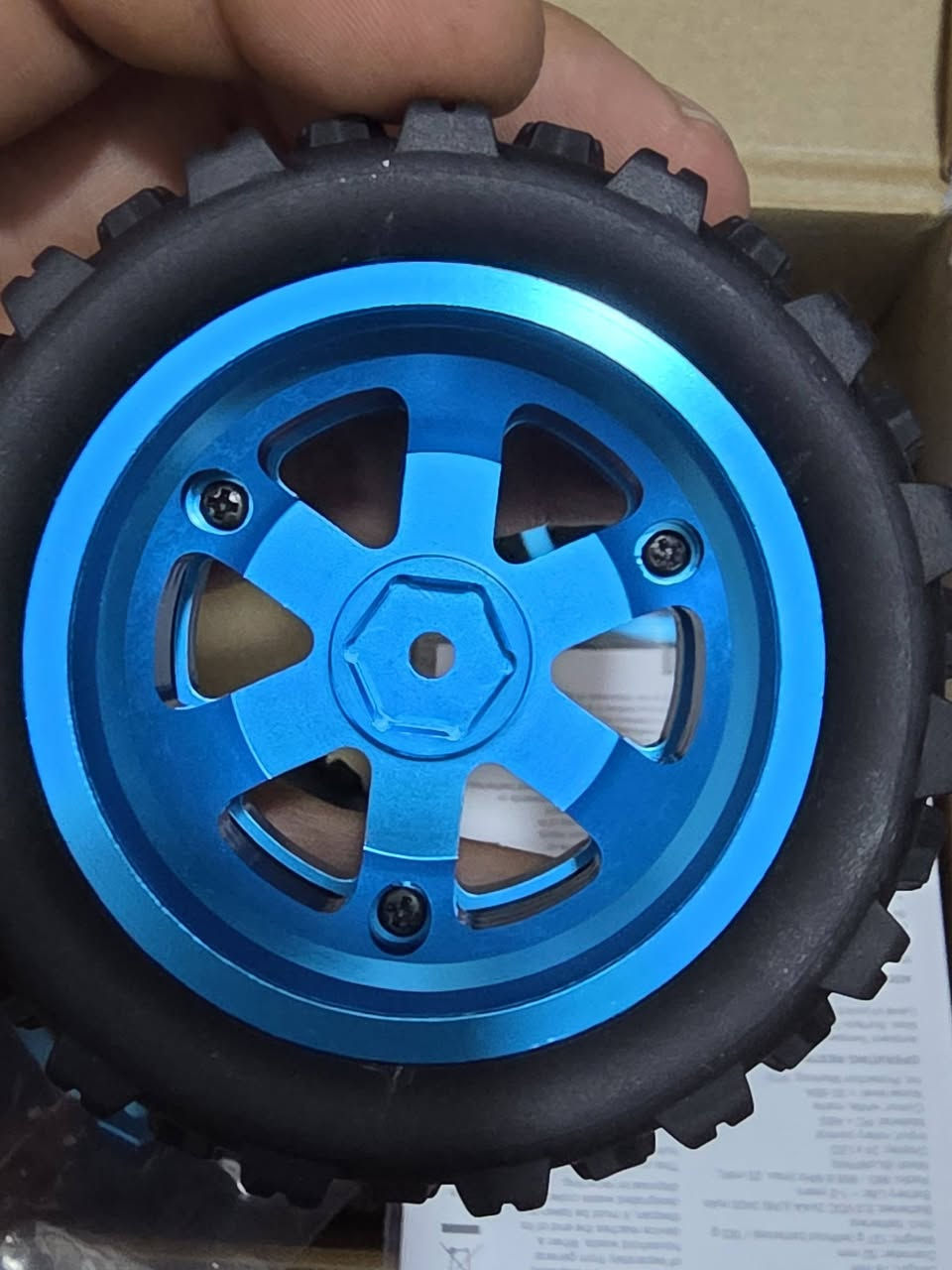 ​المقاس (Scale): 1/12 یان 1/14
النوع (Type): أوف رود / سيارات الرمل والبر (Off-Road / Buggy)
​القطر الخارجي (Diameter): 85mm
​قاعدة التثبيت (Hex Hub): 12mm


**إذا كنت صاحب هذا الإعلان وتريد حذفه لأي سبب، رجاءا أرسل رسالة إلى الدعم الفني**