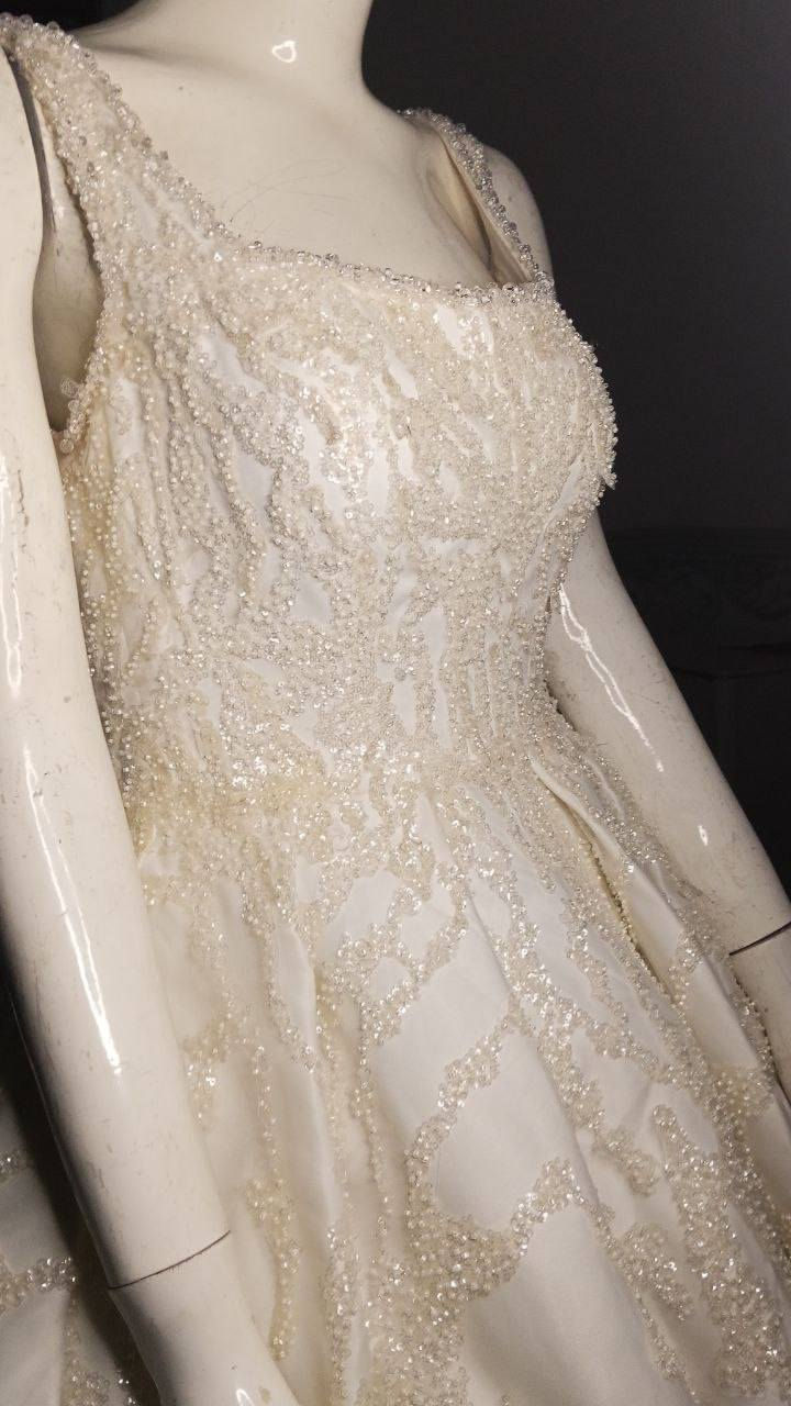 للبيع بدلتين نظيفات وفخمات كلش عالحقيقة 
تصميم احمد البديري 
اشتريت البدله ب٥٥٠
ابيع البدله ب٣٠٠وبيها مجال 
البدلات لونين 
وحده لونها ابيض 
والثانيه لونها اوف وايت 
يتوفر توصيل مجاني لكل محافظات العراق 
للاستفسار والطلب المراسلة خاص


**إذا كنت صاحب هذا الإعلان وتريد حذفه لأي سبب، رجاءا أرسل رسالة إلى الدعم الفني**